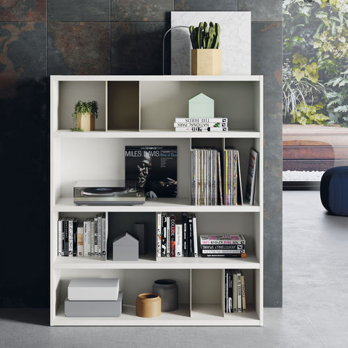 Модульный книжный шкаф - EST100 - VIVE - MUEBLES VERGE S.L. - современный / из лакированной древесины