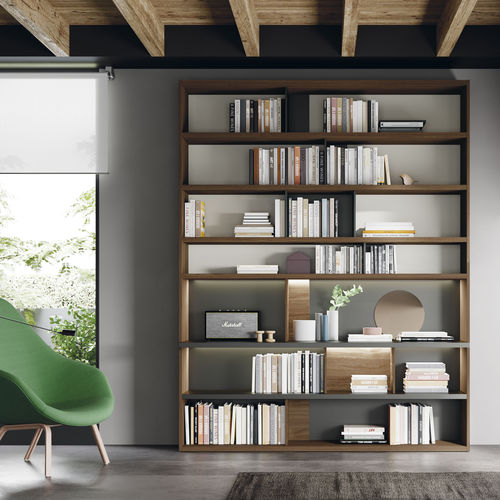 Модульный книжный шкаф - EST118 - VIVE - MUEBLES VERGE S.L. - высокий / современный / из лакированной древесины