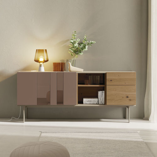 Современный буфет - ON APARADOR 4 - VIVE - MUEBLES VERGE S.L. - из фанерованной древесины / из матовой лакированной древесины / из натурального дуба