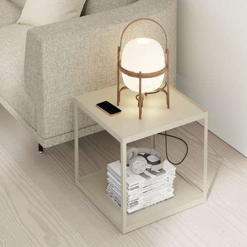 Современный вспомогательный столик - KUB 4 - VIVE - MUEBLES VERGE S.L. - из лакированной МДФ / с основанием из лакированного металла / квадратный