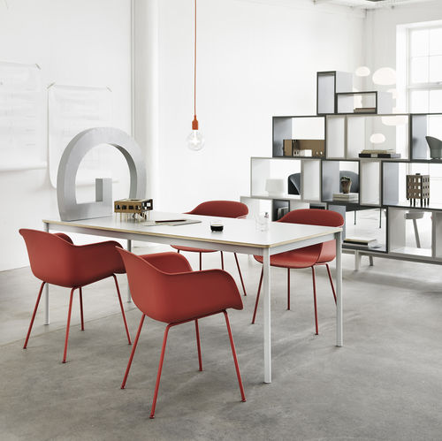 Стол скандинавский дизайн - BASE - Muuto - из дуба / из фанеры / из алюминия