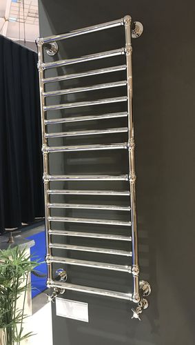 Полотенцесушитель на горячей воде - SAPPHIRE 4 - Aqua Prestige - электрический / 751 w...1000 w / современный
