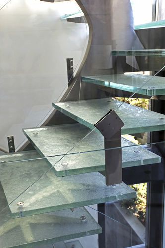 Ступень из стекла - GLASS STAIRS - ThinkGlass