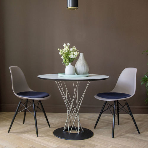 Современный обеденный стол - vitra - из фанеры / из ламината / с основанием из хромированной стали