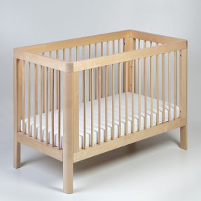 Современная детская кроватка - AARON  - Troll Nursery Deutschland - из березы / 120x60 см