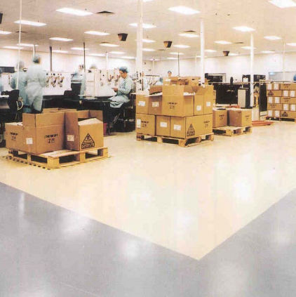 Напольное покрытие из жидкой эпоксидной смолы - FLOWSEAL EPW - Tremco CPG Iberia & Italy - Flooring - для интерьера / для ступени / промышленное