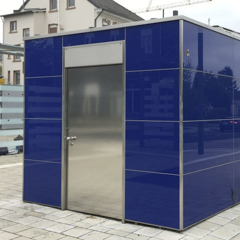 Общественные туалеты из бетона - CITY  - HERING Sanikonzept GmbH - из дерева / из стекла / из ламината высокого давления