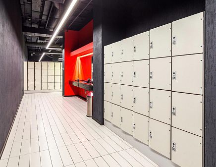 Шкафчик для раздевалки из ламината высокого давления - FOUR COMPARTMENT - Foreman Fitness Europe GmbH - для спортивного учреждения / для оздоровительного центра