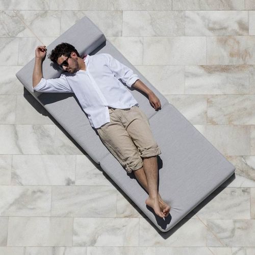Современный садовый шезлонг - LOOPSTER - april furniture - из водоотталкивающей ткани / для сада / для бассейна