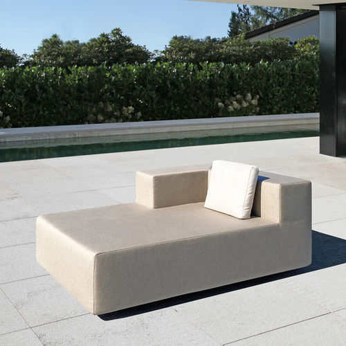 Современный полудиван - CHAISE - april furniture - из ткани / с основанием из металла / для наружного применения