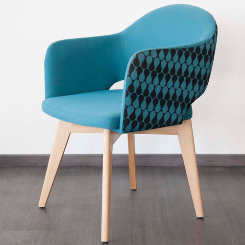 Современный cтул - LAURA - KODRETA furniture, s.r.o. - для интерьера / из кожи / из дерева