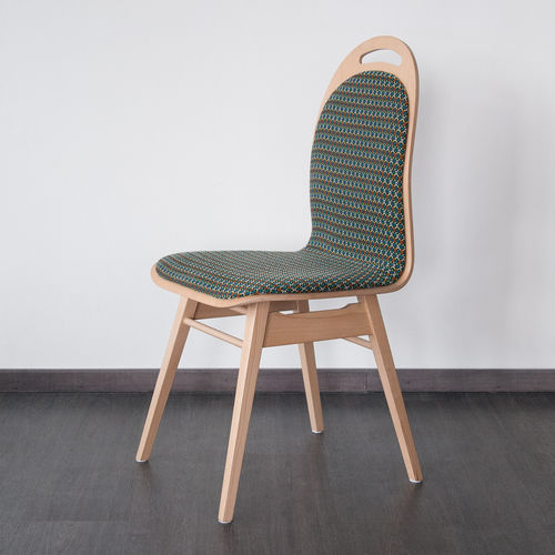 Современный стул для конференций - ZORA  - KODRETA furniture, s.r.o. - для интерьера / из хрома / из дерева