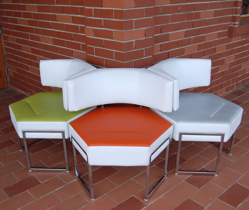 Современное низкое кресло - IOON  - KODRETA furniture, s.r.o. - из ткани / из кожи / из металла