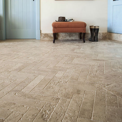 Плитка из натурального камня - BEIGE TRAVERTINE UNFILLED - Pedrantiqua - рельефная / очищенная / песчаная