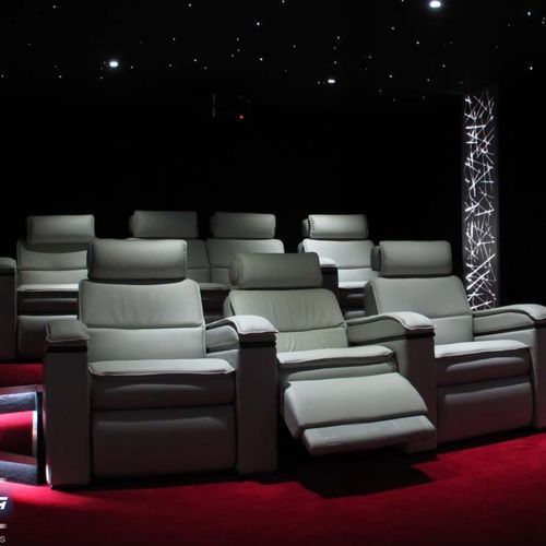 Частный зал «домашний кинотеатр» - NARBONNE - VOTRE CINEMA
