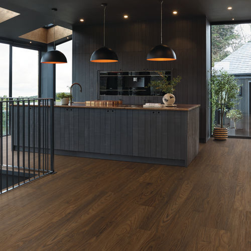 Виниловое напольное покрытие - DARK SWISS ELM - KARNDEAN - из дуба / внутреннее / для внутреннего применения