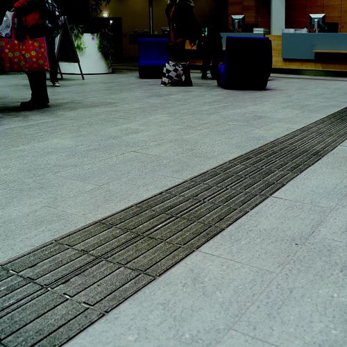 Тактильная плитка из керамогранита - AUTONOMY - MARAZZI