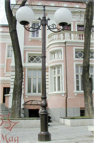 Городской фонарный столб - B1-C2 - KRONEMAG MILLENIUM srl - классический / из чугуна / другие источники
