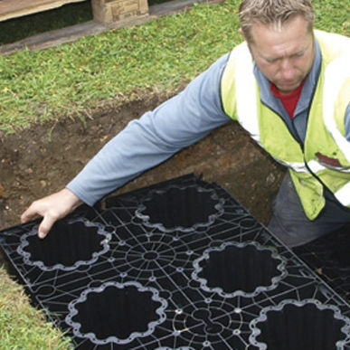 Система отвода ливневых вод для общественных мест - Soakaway - ACO Building Drainage - для домов / для террасы / для парковки