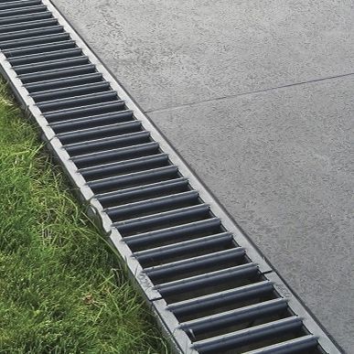 Лоток канализации с решеткой - RainDrain - ACO Building Drainage - из резинобетона / из гальванизированной стали / для общественных мест