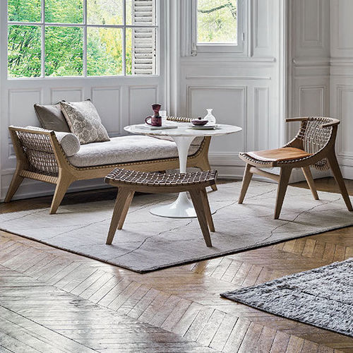 Современный столик на одной ножке - Knoll international - из акрила / из алюминия / из фанерованной древесины