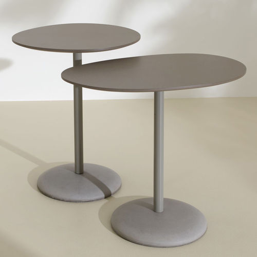 Современный вспомогательный столик - WIND - OFFECCT - из лакированного металла / из бетона / для профессионального использования