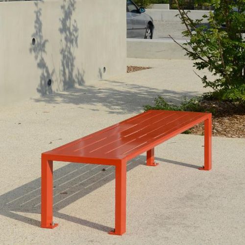 Современная общественная скамейка - CLÉA  - univers & cité | mobilier urbain - из стали / без спинки / без подлокотников