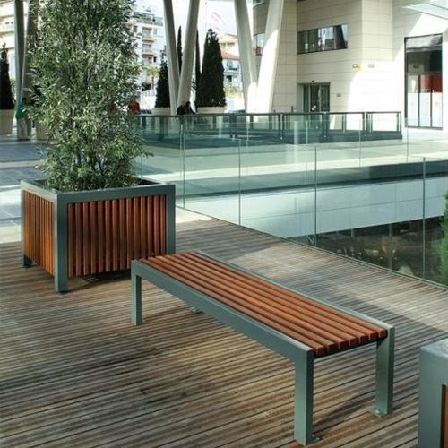 Современная общественная скамейка - CINEO  - univers & cité | mobilier urbain - из дерева / из стали / без спинки