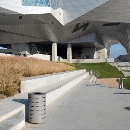 Общественный мусорный контейнер - AMANDINE - univers & cité | mobilier urbain - с сортировкой / напольный / настенный