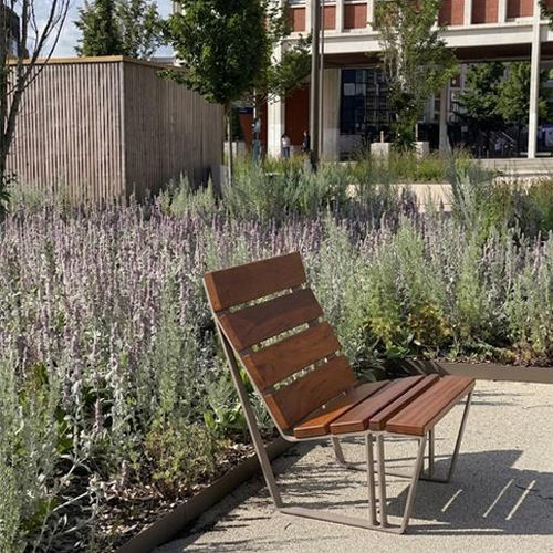Современное кресло - KYMO  - univers & cité | mobilier urbain - из дерева / из стали / устойчивое к погодным катаклизмам