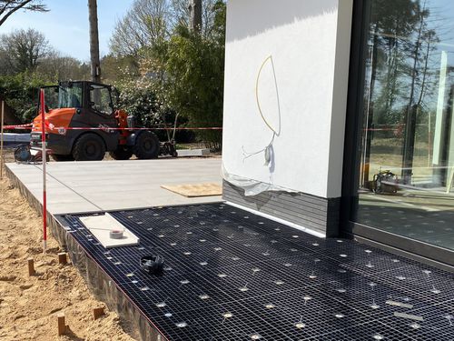 Технический пол из поликарбоната - TERRACE FLOOR - BERA B.V. - с высоким сопротивлением / из перерабатываемых материалов / для террасы