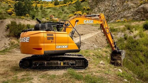 Гусеничный экскаватор - CX130E - Case Construction - стандартный / дизельный / для загрузки