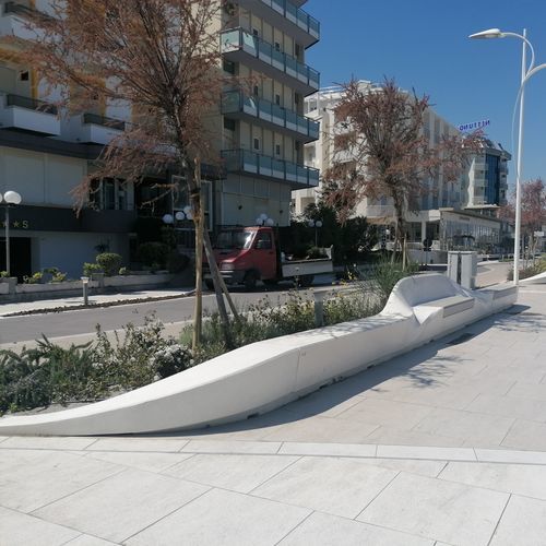 Общественная скамейка уникальный дизайн - PROMENADE - VASART URBAN DESIGN - из бетона / из композитных материалов / из мрамора