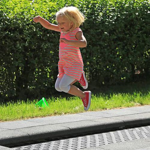 Батут для игровой площадки - KIDS TRAMP TRACK - Eurotramp Trampoline Kurt Hack GmbH - прямоугольный / для наружного применения