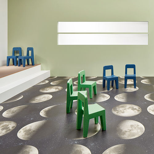 Виниловое напольное покрытие - STEP SAFETY  - Forbo Flooring Systems - для интерьера / для гостиной / для офиса