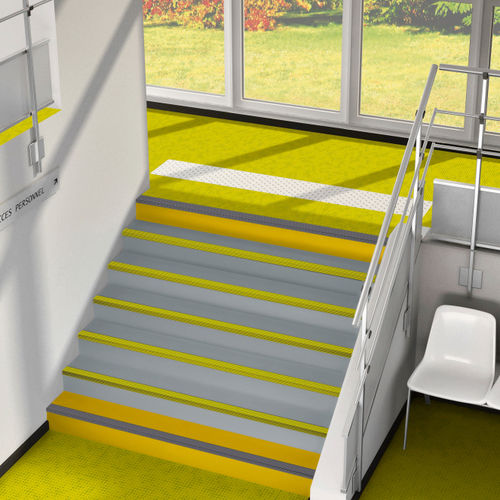 Виниловое покрытие ступени - SARLON COMPLETE - Forbo Flooring Systems - противоскользящее / высокое сопротивление
