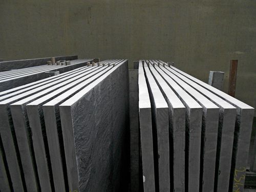 Плита из камня - ITALIAN SLATE SLABS NATURAL CLEFT  240 X 130 CM - Ardesia Mangini A & D snc