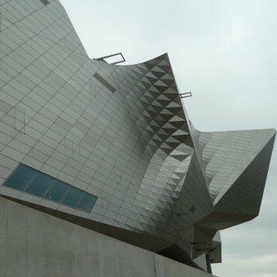 Панельная облицовка фасада - MUSEE DES CONFLUENCES, LYON - Design Factory cmb - из нержавеющей стали / гладкая