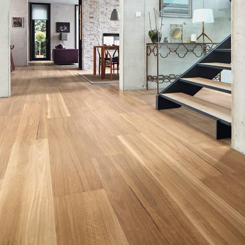 Виниловое напольное покрытие - LOOSELAY LONGBOARD : LEMON SPOTTED GUM - Designflooring - для интерьера / промышленное / для офиса