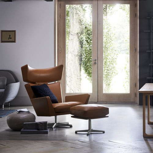 Современное кресло - OKSEN™ - Fritz Hansen - из кожи / из полированного алюминия / с опорой для ступней