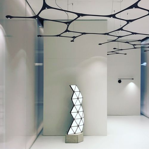 Напольная лампа - TRI LIGHT - Tokio furniture & lighting - из алюминия / из анодированного алюминия / современная