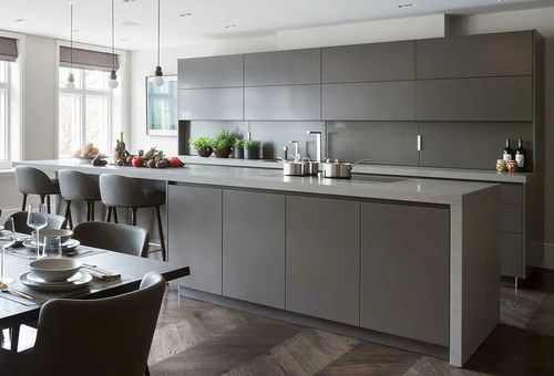 Современная кухня - Villa London - eggersmann küchen GmbH & Co. KG - из фанерованной древесины / из кварцита / из лавового камня
