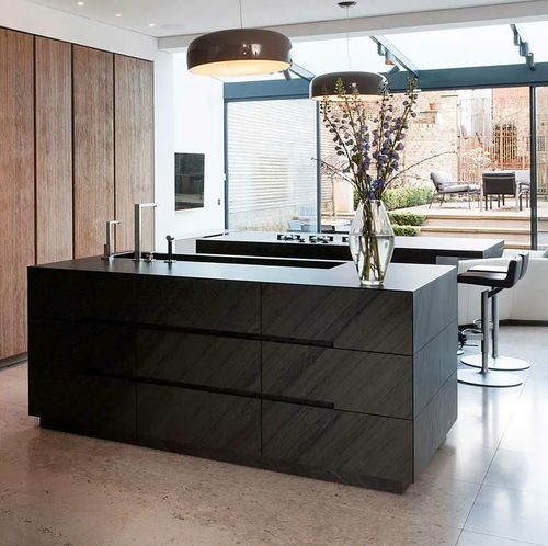 Современная кухня - Penthouse London - eggersmann küchen GmbH & Co. KG - из дуба / из шифера / островного типа