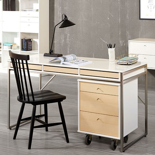 Современный рабочий стол - MISTRAL - Hammel Furniture A/S - из лакированной древесины