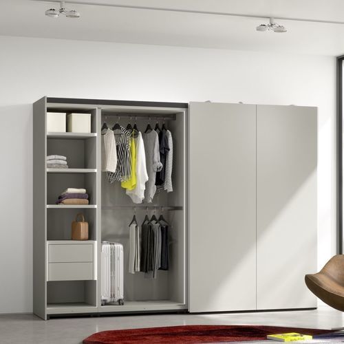 Современный шкаф для одежды - FLAT - Kettnaker GmbH & Co. KG Möbel-Manufaktur - из лакированной древесины / из лакированного стекла / из алюминия