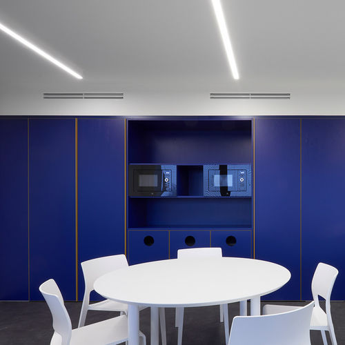 Подвесной светильник - A.39 - Artemide - LED / линейный / IP20