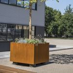 кадка для садовых растений из пластика